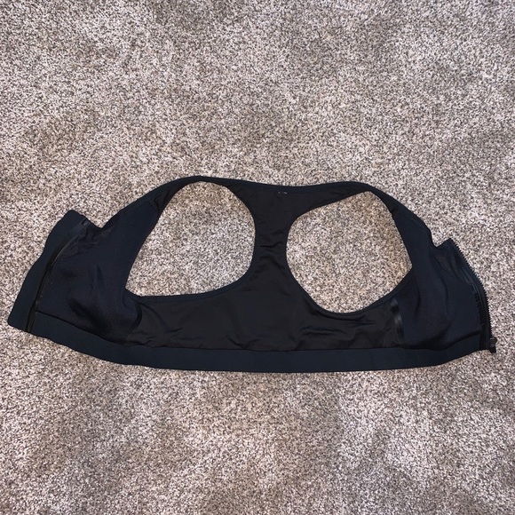 Fabletics Emmy II Sportsbra - Picture 4 of 6